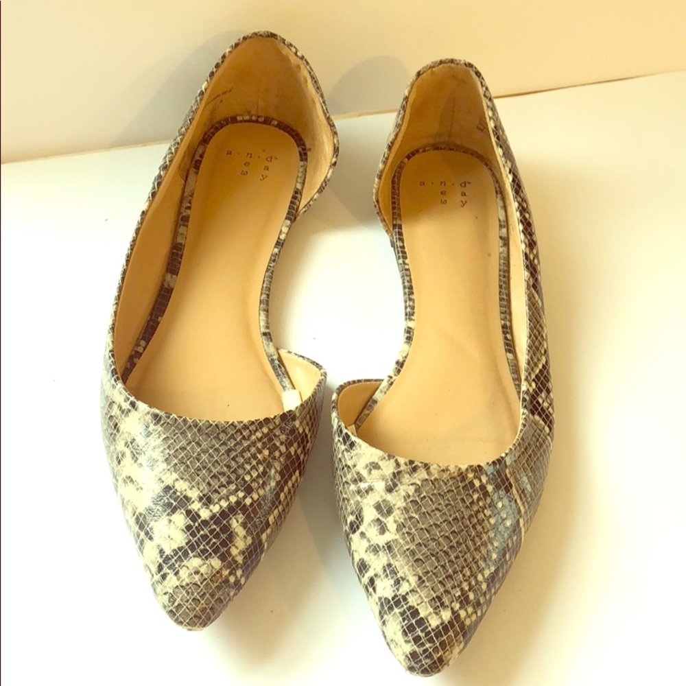 Women’s snake print flat - A New Day